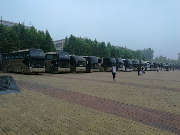 鄭州大巴車租賃:醉漢大巴吸煙被阻止,毆打大巴司機釀事故//aimucun.cn/ 鄭州大巴車租賃:醉漢大巴吸煙被阻止,毆打大巴司機釀事故//aimucun.cn/